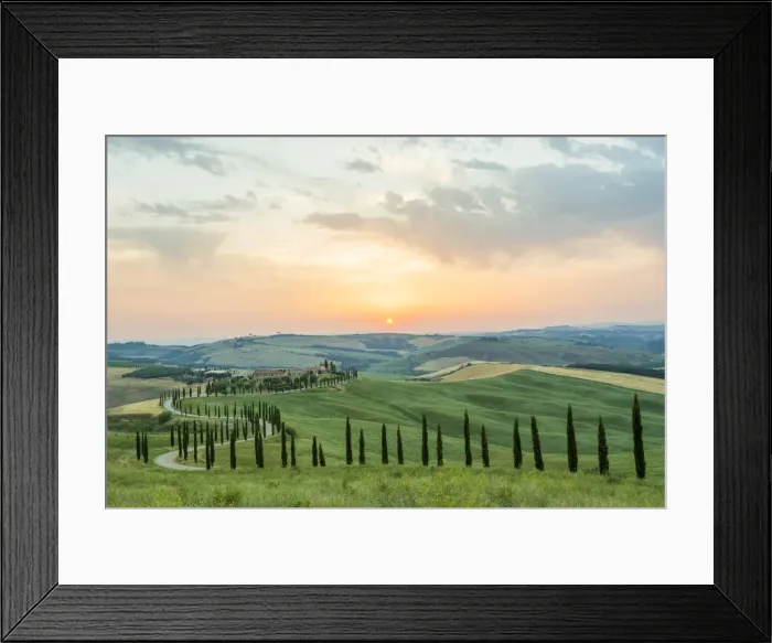 Framed Print : Crete Senesi, Tuscany, Italy. A lonely farmhouse with cypress and olive trees, rolling hills
