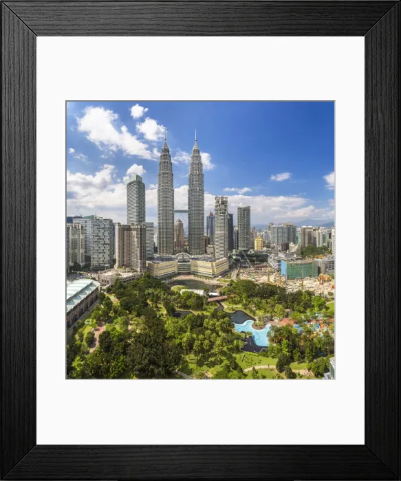 Framed Print : Petronas Towers & KLCC, Kuala Lumpur, Malaysia Framed Print : Petronas Towers & KLCC, Kuala Lumpur, Malaysia
