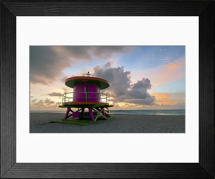 Framed Print : Art Deco style Lifeguard hut on South Beach, Ocean Drive, Miami Beach, Miami, Florida Framed Print : Art Deco style Lifeguard hut on South Beach, Ocean Drive, Miami Beach, Miami, Florida