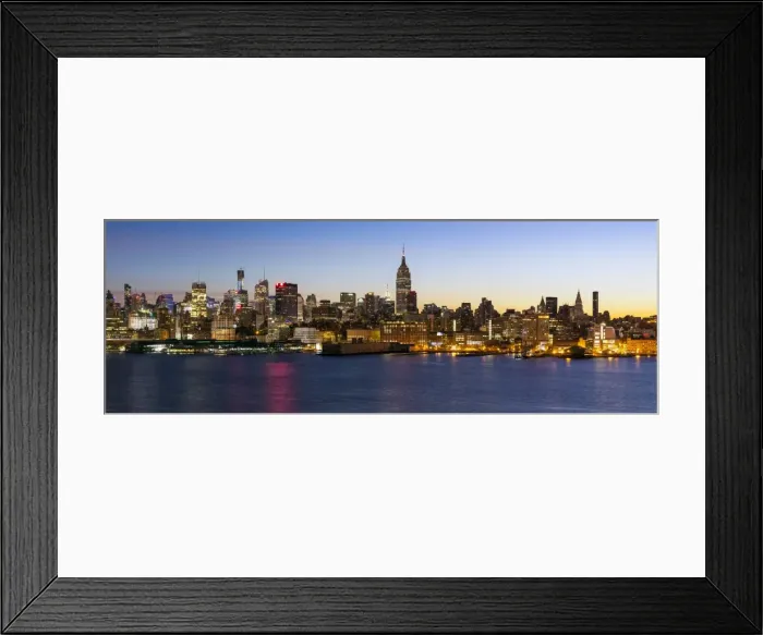 Framed Print : Manhattan, Midtown Manhattan across the Hudson River, New York, United States of America Framed Print : Manhattan, Midtown Manhattan across the Hudson River, New York, United States of America