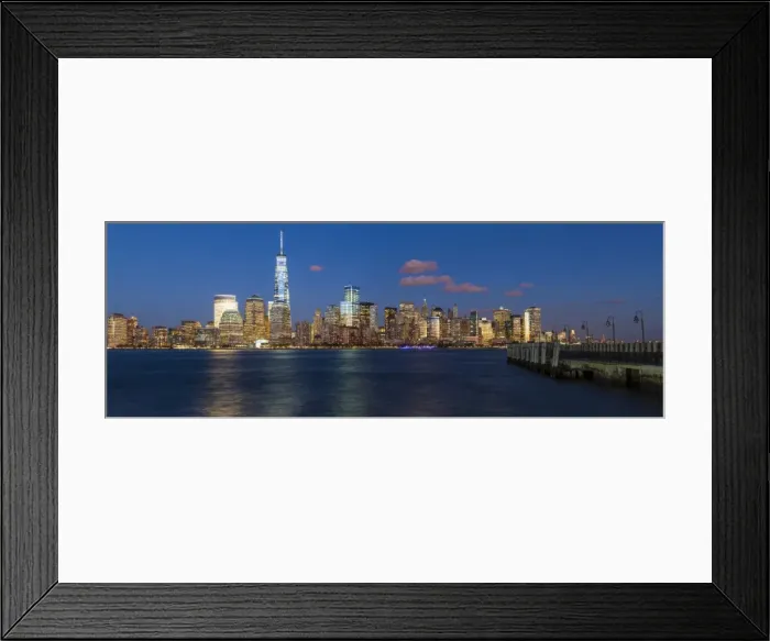 Framed Print : One World Trade Center and Downtown Manhattan across the Hudson River, New York, Manhattan Framed Print : One World Trade Center and Downtown Manhattan across the Hudson River, New York, Manhattan