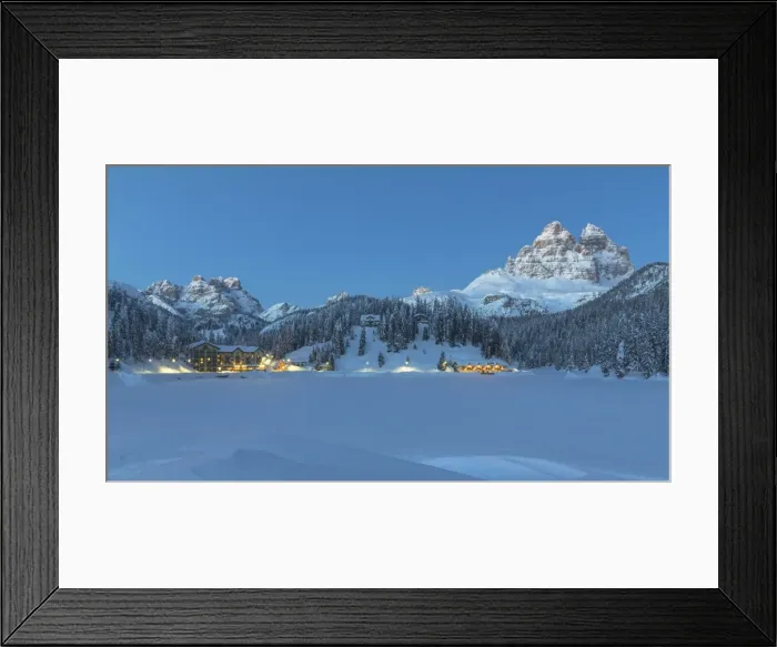 Framed Print : Misurinas lake covered by winter snow, with Lavaredos Three Peaks and Monte Piana Framed Print : Misurinas lake covered by winter snow, with Lavaredos Three Peaks and Monte Piana