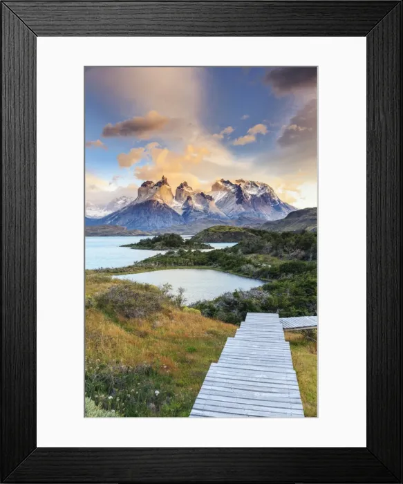Framed Print : Chile, Patagonia, Torres del Paine National Park (UNESCO Site), Lake Pehoe Framed Print : Chile, Patagonia, Torres del Paine National Park (UNESCO Site), Lake Pehoe
