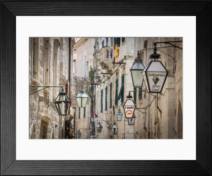 Framed Print : Picturesque street in the Stari Grad (Old Town), Dubrovnik, Dalmatia, Croatia Framed Print : Picturesque street in the Stari Grad (Old Town), Dubrovnik, Dalmatia, Croatia