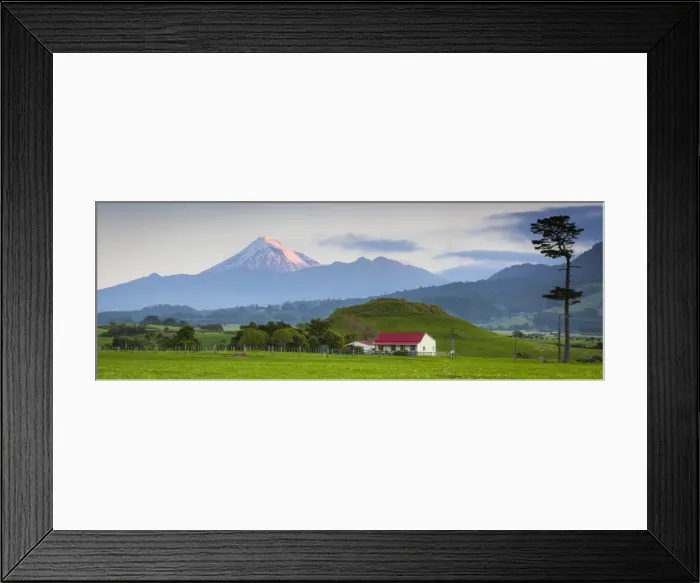 Framed Print : Picturesque Mount Taranaki (Egmont) and rural landscape, Taranaki, North Island Framed Print : Picturesque Mount Taranaki (Egmont) and rural landscape, Taranaki, North Island