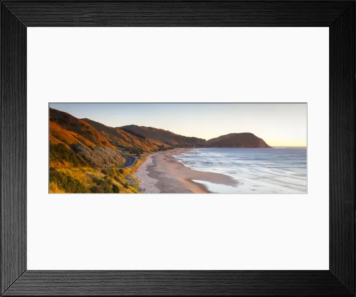 Framed Print : Elevated view over Makorori Beach, Gisborne, East Cape, North Island, New Zealand Framed Print : Elevated view over Makorori Beach, Gisborne, East Cape, North Island, New Zealand