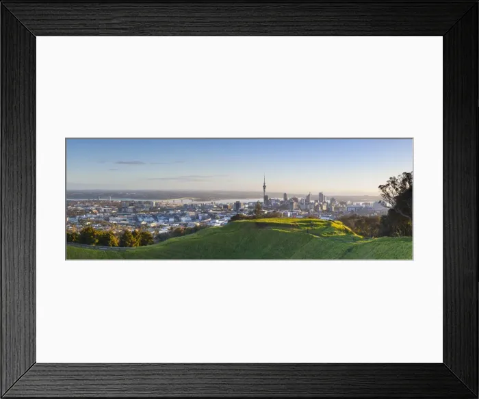 Framed Print : Mount Eden volanic crater & City Skyline Auckland, North Island, New Zealand, Australasia Framed Print : Mount Eden volanic crater & City Skyline Auckland, North Island, New Zealand, Australasia