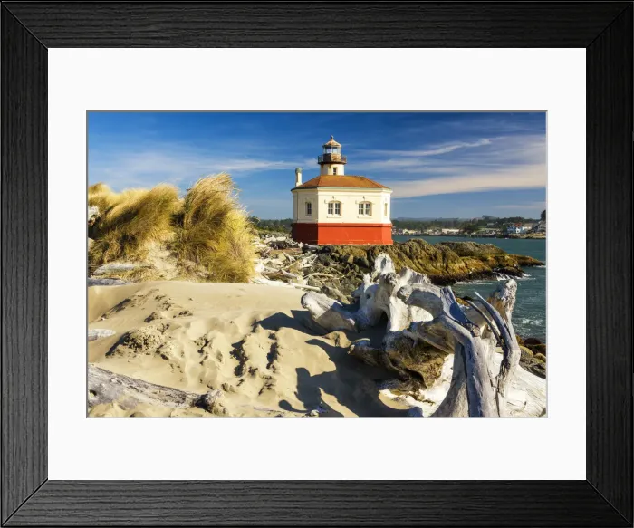 Framed Print : Coquille River Lighthouse, Bandon, Oregon, USA Framed Print : Coquille River Lighthouse, Bandon, Oregon, USA