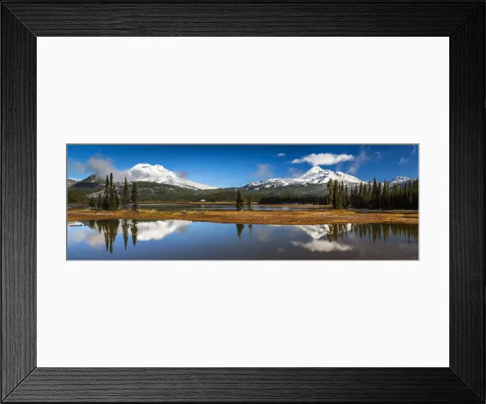 Framed Print : Snow-covered South Sister and Broken Top Reflecting in Sparks Lake, Oregon, USA Framed Print : Snow-covered South Sister and Broken Top Reflecting in Sparks Lake, Oregon, USA