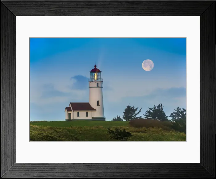 Framed Print : Full Moon over Cape Blanco Lighthouse, Oregon, USA Framed Print : Full Moon over Cape Blanco Lighthouse, Oregon, USA
