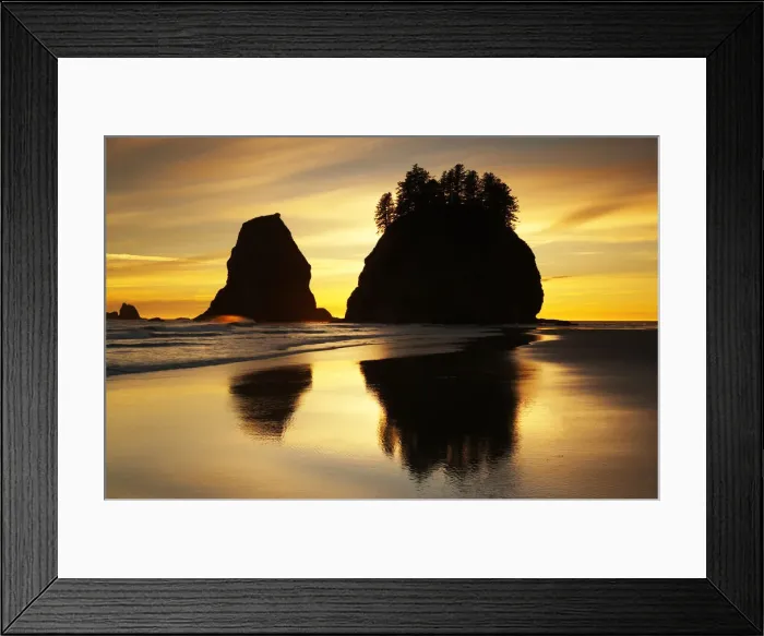 Framed Print : La Push Beach at Sunset, Olympic National Park, Washington, USA Framed Print : La Push Beach at Sunset, Olympic National Park, Washington, USA
