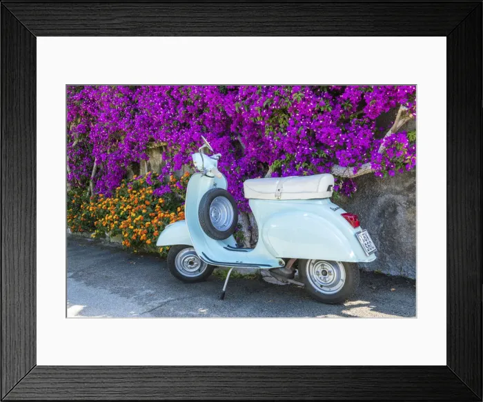 Framed Print : Classic Vespa, Italy Framed Print : Classic Vespa, Italy