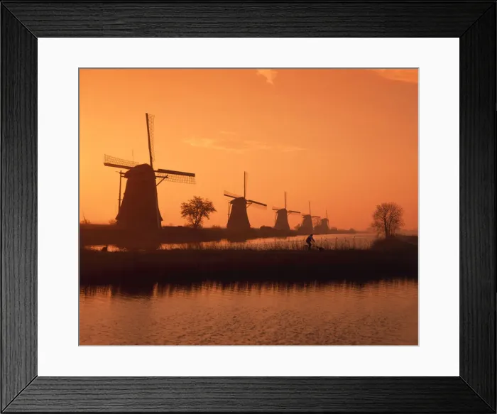 Framed Print : Windmill at Sunrise, Kinderdijk, Holland Framed Print : Windmill at Sunrise, Kinderdijk, Holland