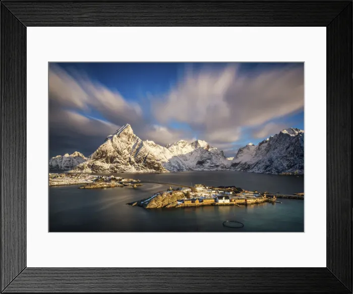 Framed Print : View over Sakrisoy in Winter, Lofoten Islands, Norway