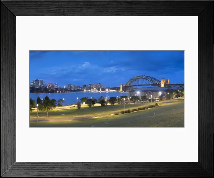 Framed Print : Sydney Harbour Bridge from Barangaroo Reserve, Sydney, New South Wales, Australia Framed Print : Sydney Harbour Bridge from Barangaroo Reserve, Sydney, New South Wales, Australia