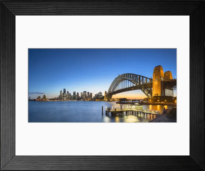 Framed Print : Sydney Harbour Bridge and skyline at sunset, Sydney, New South Wales, Australia Framed Print : Sydney Harbour Bridge and skyline at sunset, Sydney, New South Wales, Australia