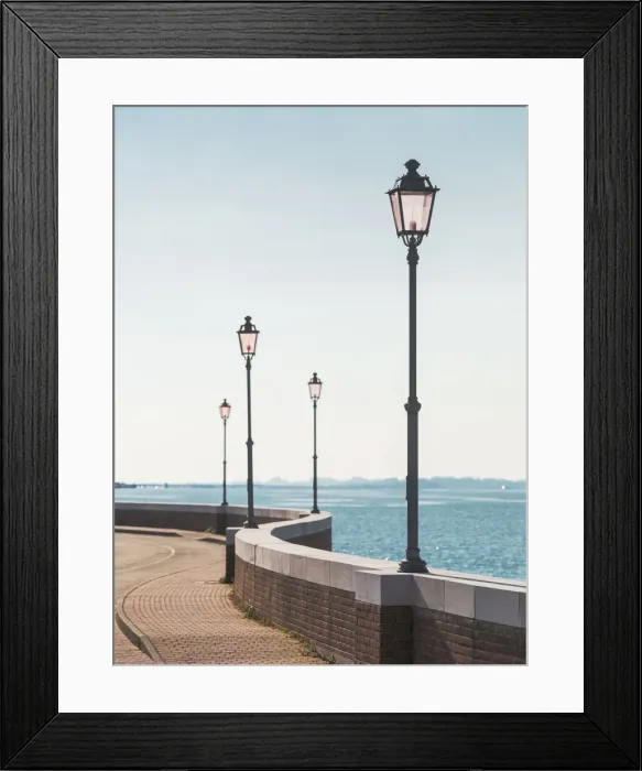 Framed Print : The streetlamps of Lungomare San Felice, Punta Sabbioni, Venice, Veneto, Italy Framed Print : The streetlamps of Lungomare San Felice, Punta Sabbioni, Venice, Veneto, Italy