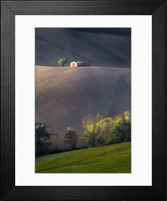 Framed Print : Marche coutryside, Morrovalle village, Macerata district, Marches, Italy Framed Print : Marche coutryside, Morrovalle village, Macerata district, Marches, Italy