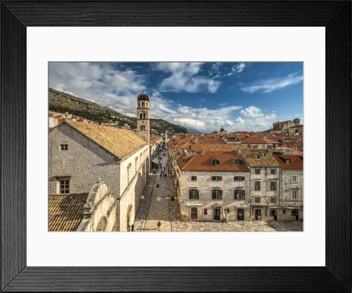 Framed Print : Stradun pedestrian street, Dubrovnik, Croatia Framed Print : Stradun pedestrian street, Dubrovnik, Croatia
