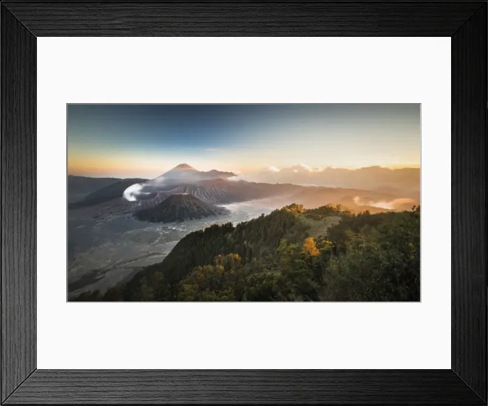 Framed Print : Mount Bromo at sunset, Giava island, Indonesia Framed Print : Mount Bromo at sunset, Giava island, Indonesia