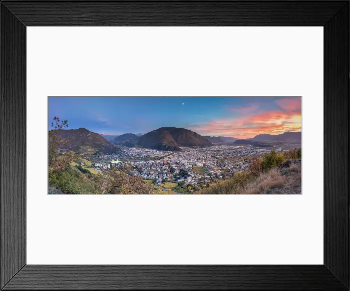 Framed Print : Bolzano / Bozen, province of Bolzano, South Tyrol, Italy Framed Print : Bolzano / Bozen, province of Bolzano, South Tyrol, Italy