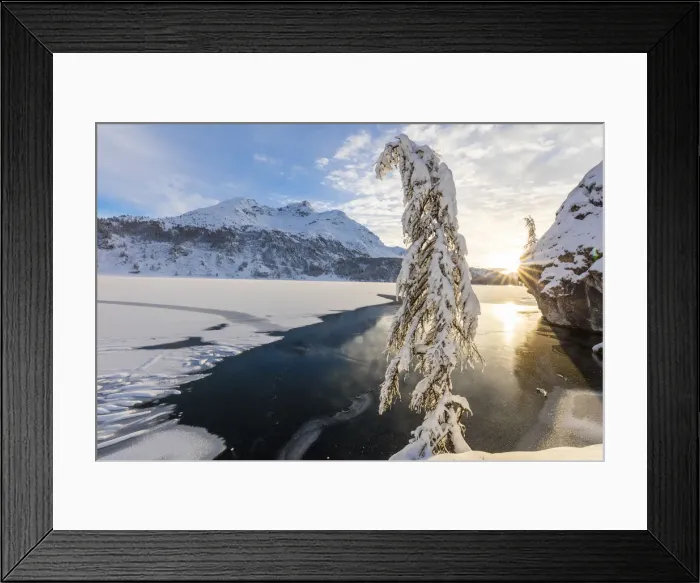 Framed Print : Sunset on frozen Lake Sils, Plaun da Lej, Maloja Region, Canton of Graubunden, Engadin Framed Print : Sunset on frozen Lake Sils, Plaun da Lej, Maloja Region, Canton of Graubunden, Engadin