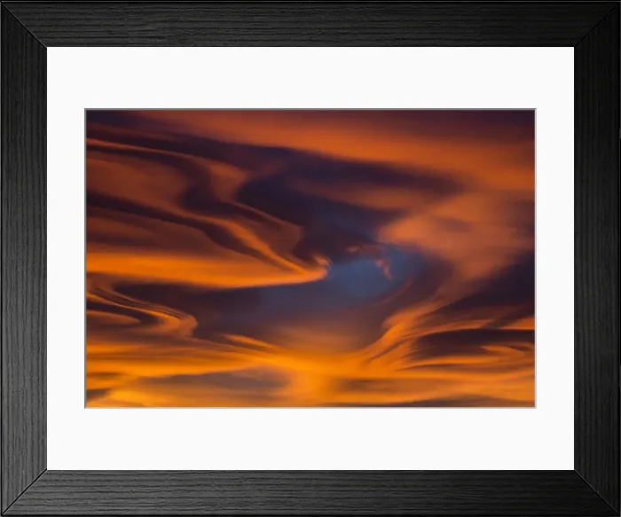 Framed Print : Particular lenticular cloud formation at sunset from Brianza, Lombardy, Italy Framed Print : Particular lenticular cloud formation at sunset from Brianza, Lombardy, Italy