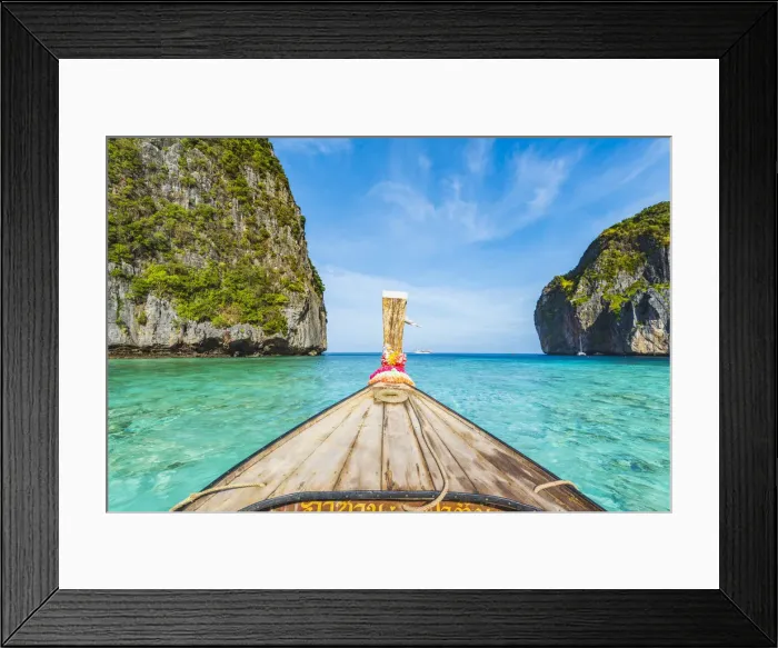 Framed Print : Ao Maya Beach (Maya Bay), Ko Phi Phi Leh, Krabi Province, Thailand Framed Print : Ao Maya Beach (Maya Bay), Ko Phi Phi Leh, Krabi Province, Thailand