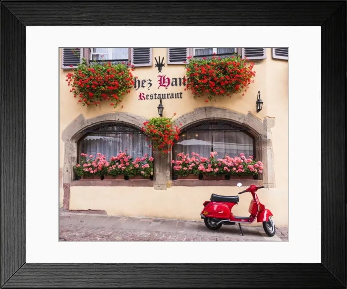 Framed Print : A traditional restaurant in the old town of Colmar, Alsatian Wine Route, France Framed Print : A traditional restaurant in the old town of Colmar, Alsatian Wine Route, France