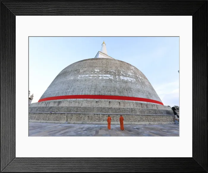 Framed Print : Sri Lanka, Anuradhapura (Unesco Site), Ruwanwelisaya (Ruwanweli Maha Seya) Stupa