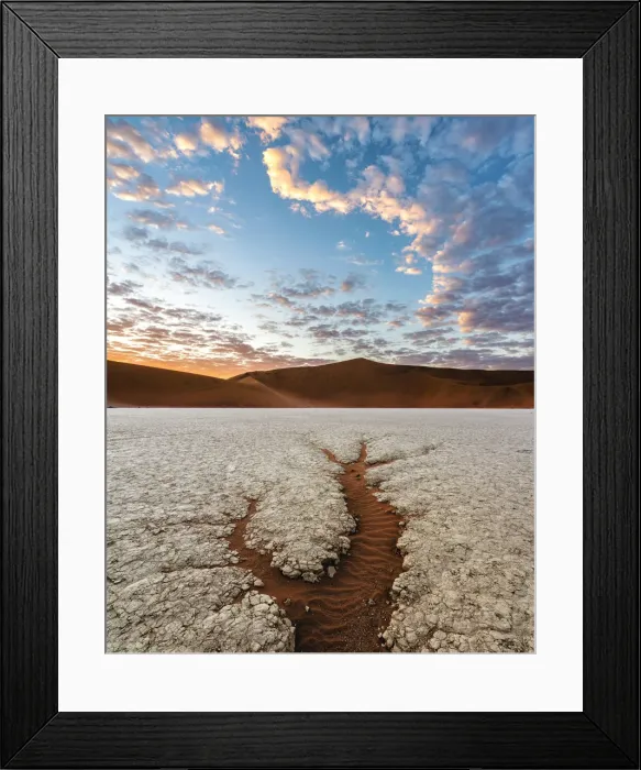 Framed Print : Deadvlei clay pan, Namib-Naukluft National Park, Namibia, Africa Framed Print : Deadvlei clay pan, Namib-Naukluft National Park, Namibia, Africa
