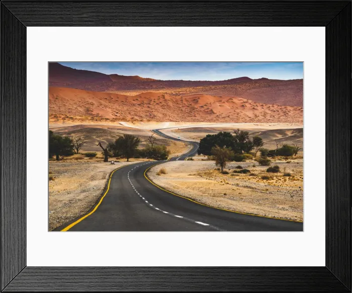 Framed Print : Sossusvlei, Namib-Naukluft National Park, Namibia, Africa Framed Print : Sossusvlei, Namib-Naukluft National Park, Namibia, Africa