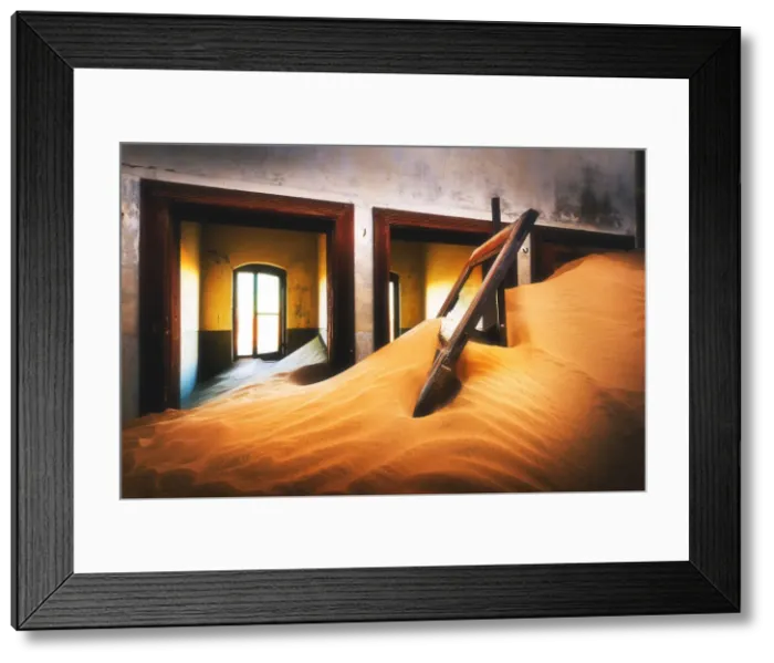 Framed Print : Kolmanskop, Luderitz, Namibia, Africa. Inside of an abandoned building