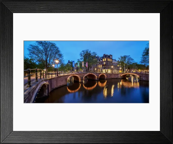 Framed Print : Prinsengracht and Reguliersgracht Canals and Bridges at twilight, Amsterdam, North Holland Framed Print : Prinsengracht and Reguliersgracht Canals and Bridges at twilight, Amsterdam, North Holland