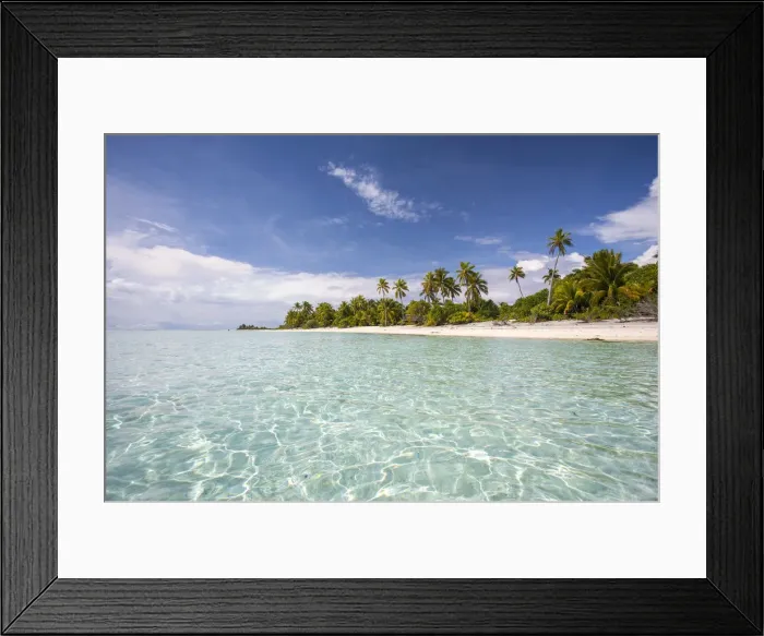 Framed Print : Cook Islands, Aitutaki Atoll, Tropical island and beach Framed Print : Cook Islands, Aitutaki Atoll, Tropical island and beach