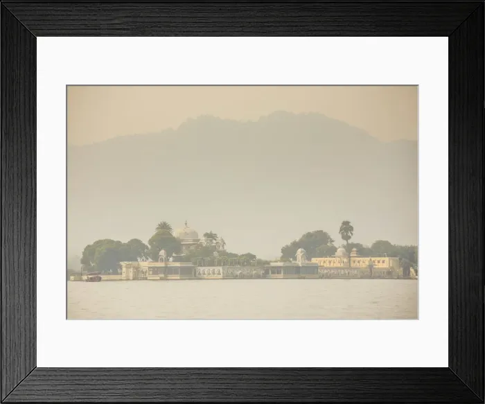 Framed Print : Jagmandir Island, Lake Pichola, Udaipur, Rajasthan, India Framed Print : Jagmandir Island, Lake Pichola, Udaipur, Rajasthan, India