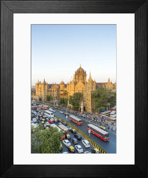 Framed Print : India, Mumbai, Maharashtra, Chhatrapati Shivaji Maharaj Terminus railway station (CSMT) Framed Print : India, Mumbai, Maharashtra, Chhatrapati Shivaji Maharaj Terminus railway station (CSMT)