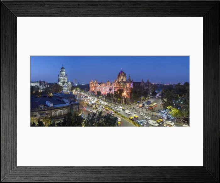 Framed Print : India, Mumbai, Maharashtra, Chhatrapati Shivaji Maharaj Terminus railway station (CSMT) Framed Print : India, Mumbai, Maharashtra, Chhatrapati Shivaji Maharaj Terminus railway station (CSMT)
