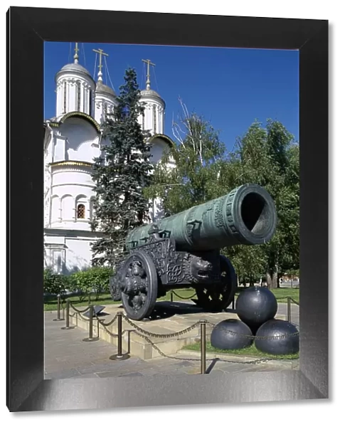 Kremlin  /  The Tsar Canon