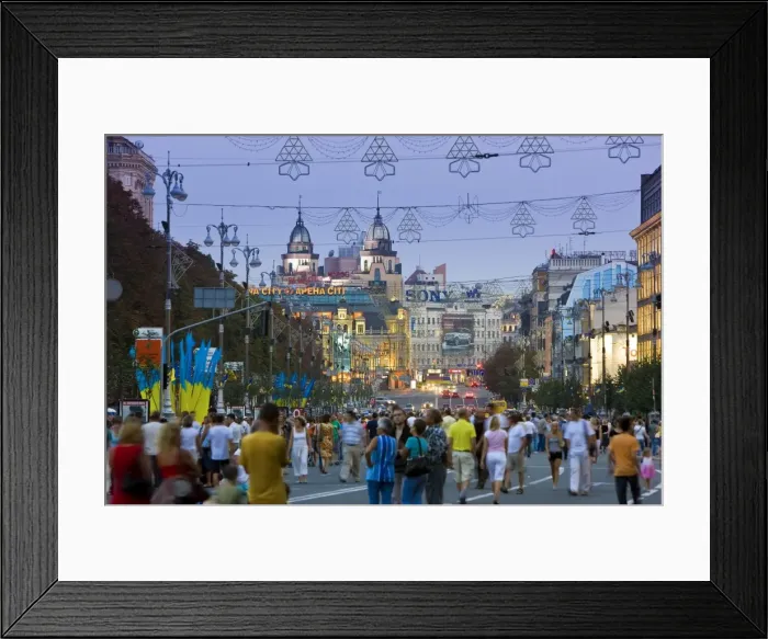 Framed Print : People walking, Khreshchatyk Street, Kiev, Ukraine Framed Print : People walking, Khreshchatyk Street, Kiev, Ukraine