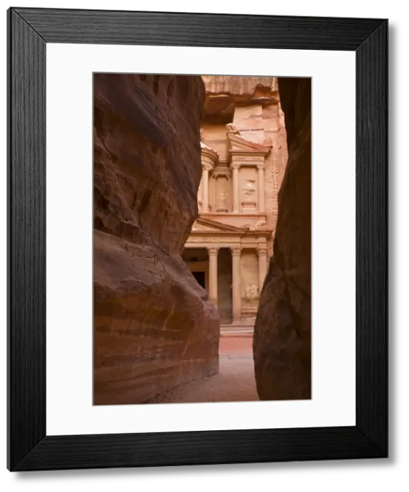 Framed Print : The Treasury (Al Khazneh) Framed Print : The Treasury (Al Khazneh)