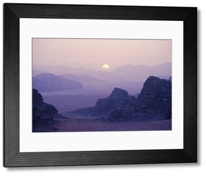 Framed Print : Sunset over Wadi Rum Framed Print : Sunset over Wadi Rum