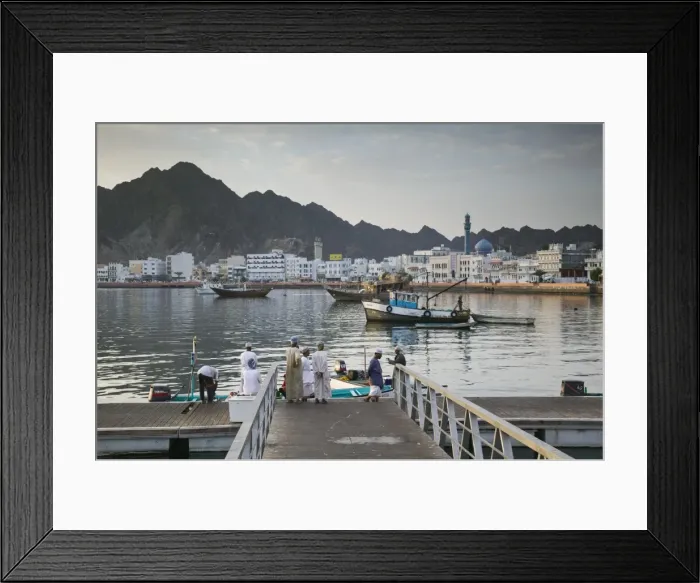 Framed Print : Oman, Muscat, Mutrah, Morning at the Mutrah Fish Market Framed Print : Oman, Muscat, Mutrah, Morning at the Mutrah Fish Market