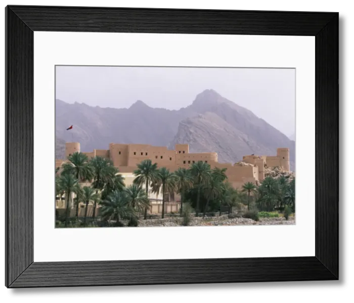 Framed Print : Nakhl Fort stands in the foothills of the Western Hajar Mountains Framed Print : Nakhl Fort stands in the foothills of the Western Hajar Mountains