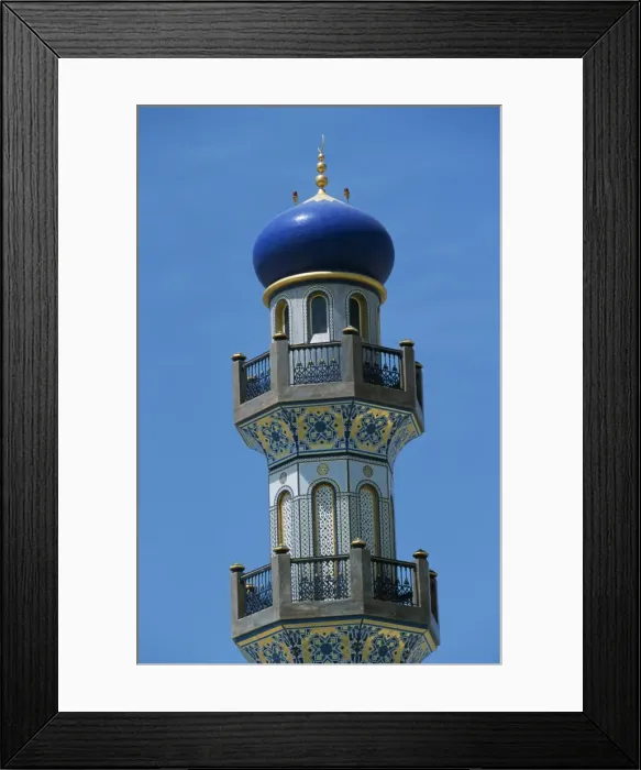 Framed Print : The tall minaret of the private mosque within Sultan