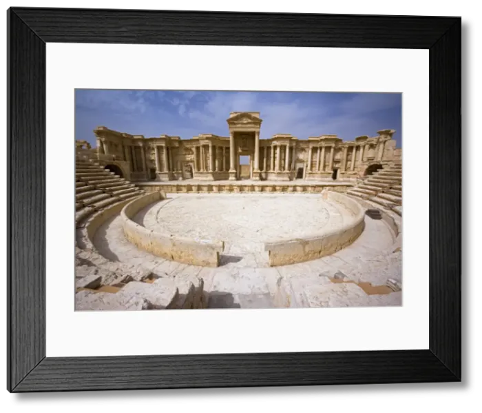 Framed Print : The theatre in the spectacular ruined city of Palmyra, Syria Framed Print : The theatre in the spectacular ruined city of Palmyra, Syria