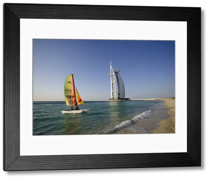 Framed Print : United Arab Emirates, Dubai Framed Print : United Arab Emirates, Dubai