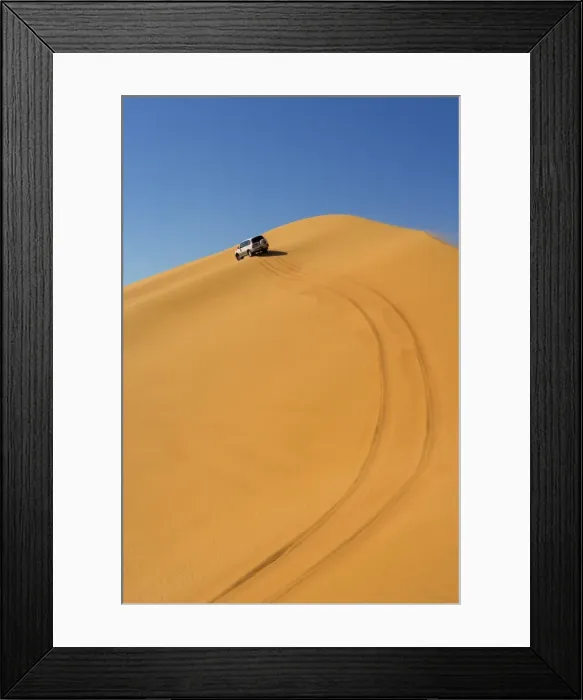 Framed Print : 4x4 dune-bashing safari Framed Print : 4x4 dune-bashing safari
