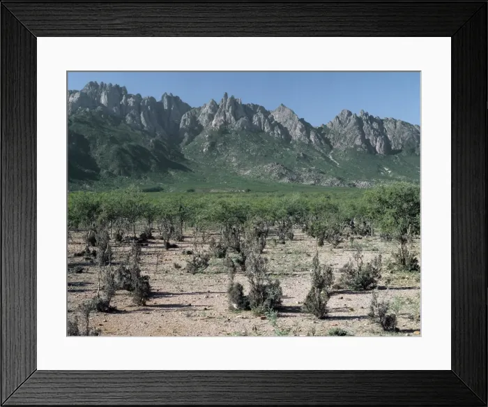 Framed Print : The rugged outline of the Haghir Mountains from Croton Framed Print : The rugged outline of the Haghir Mountains from Croton