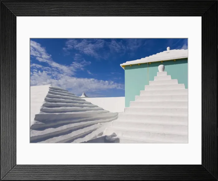 Framed Print : Bermuda, traditional white stone roofs on colourful Bermuda houses